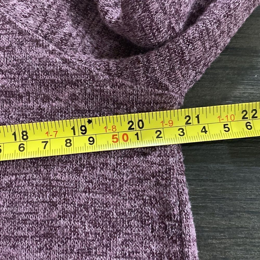 Victoria’s Secret long sleeve crop lace small purple long sleeve - Picture 6 of 8